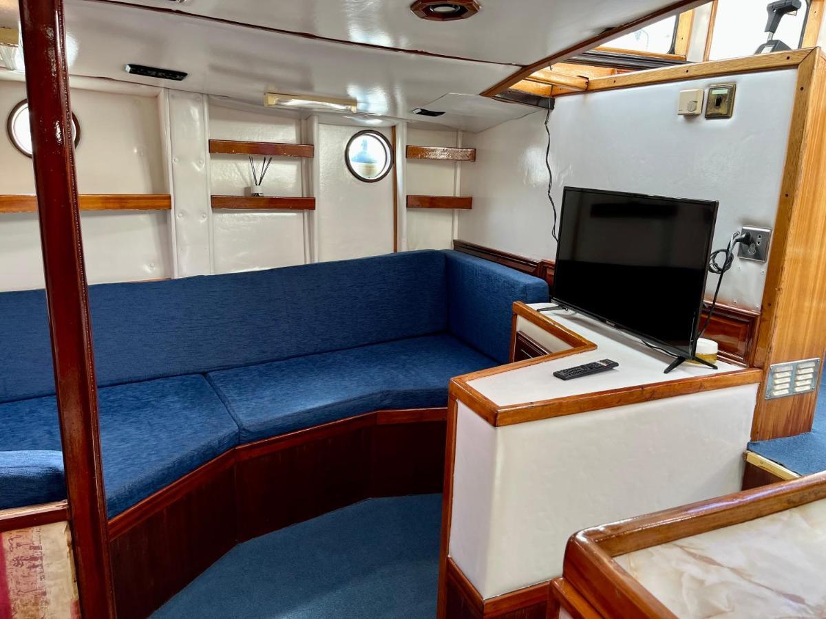 Salidas En Barco Hotel Premiá de Mar Eksteriør billede