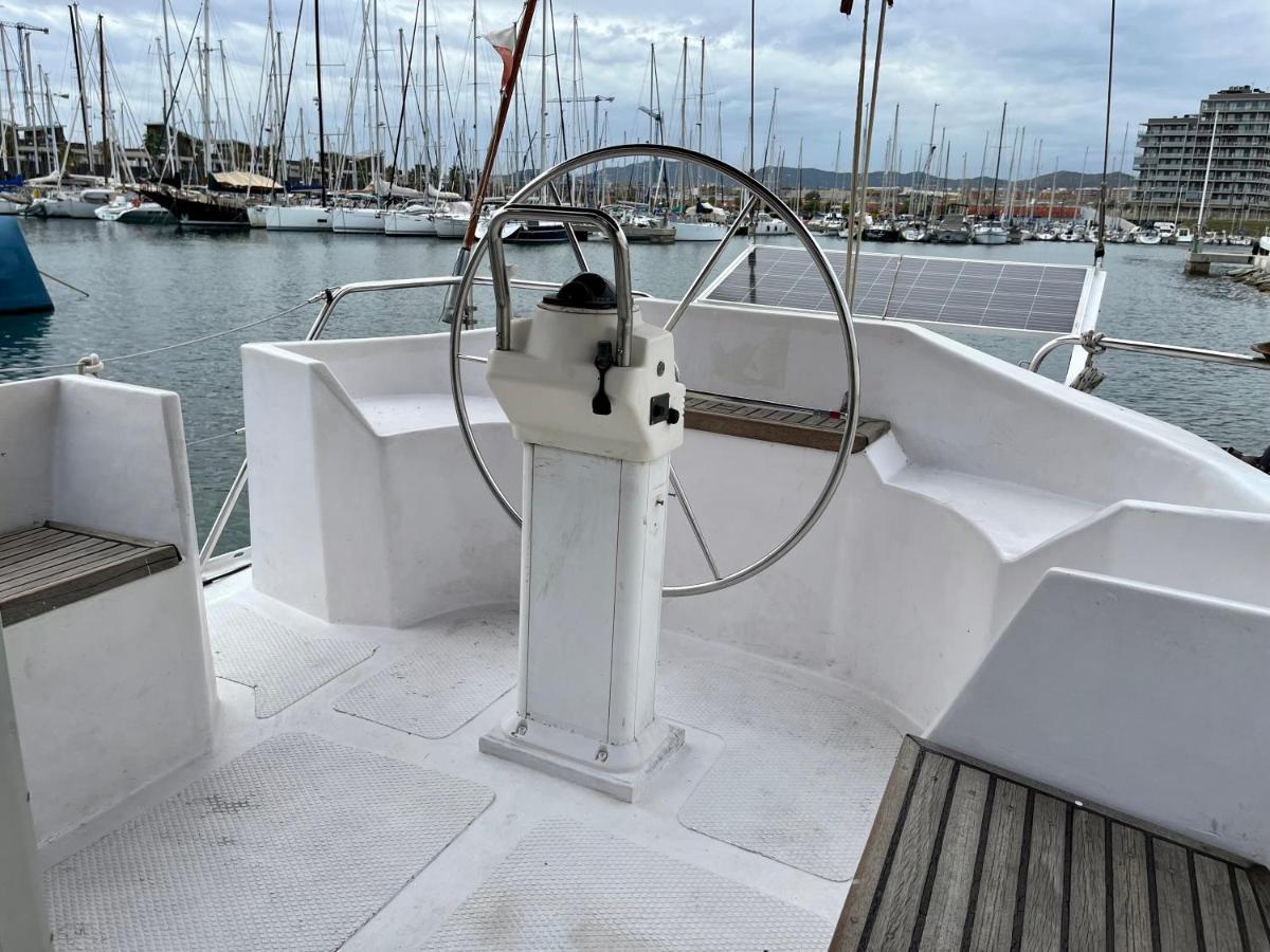 Salidas En Barco Hotel Premiá de Mar Eksteriør billede